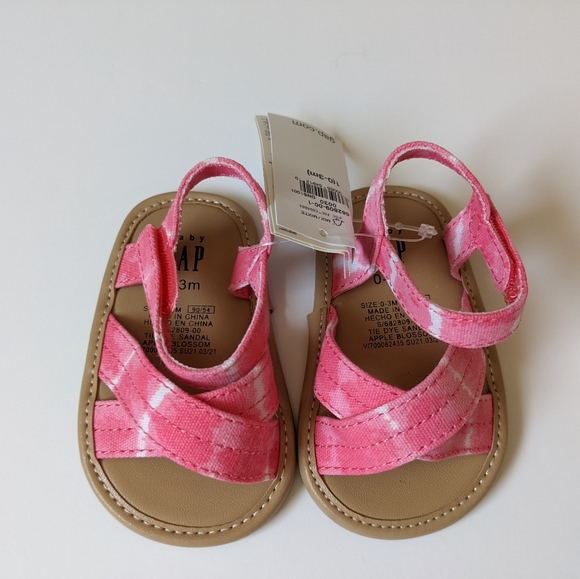 Baby Gap Tie Dye Sandals - Picture 3 of 5
